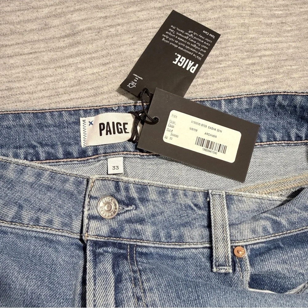 PAIGE Sasha High Rise Wide Leg Relaxed Jeans in Archive Size 33 NWT
